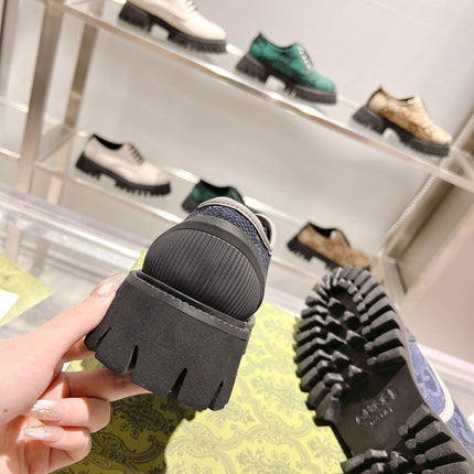 GUCCI 26S LACE-UP SHOES IN NAVY BLUE GG CANVAS