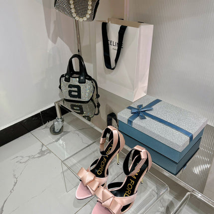HIGH HEELS 11 CM IN PEACH PINK PURE SILK AND LAMBSKIN