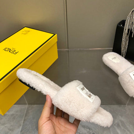 FENDI BAGUETTE SLIDE SLIPPERS IN WHITE WOOL
