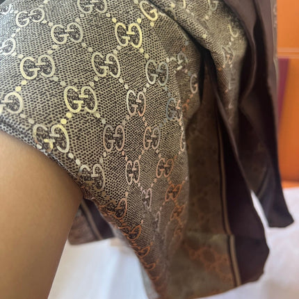 GUCCI 25S SCARF 90 IN SILK 697666
