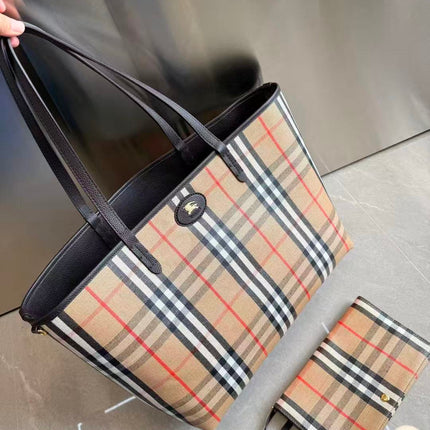 BURBERRY 26S VINTAGE CHECK TOTE BAG IN ARCHIVE BEIGE & BLACK CANVAS