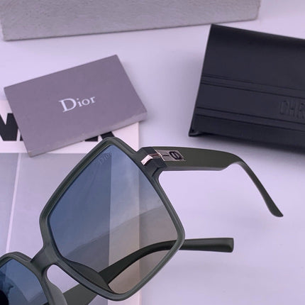 DIOR 26S OVERSIZED SQUARE FRAME IN ACETATE 500310
