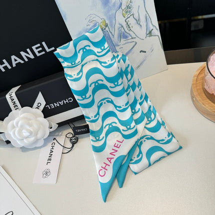 CHANEL 26S TWILLY SCARF 120 IN SILK 351061