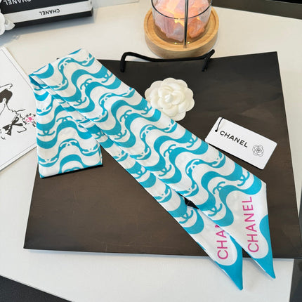 CHANEL 26S TWILLY SCARF 120 IN SILK 351061