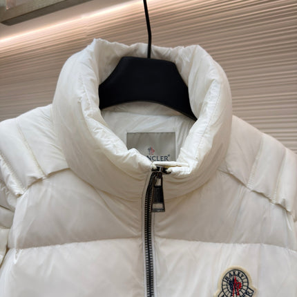 MONCLER 25S DOWN JACKET 298