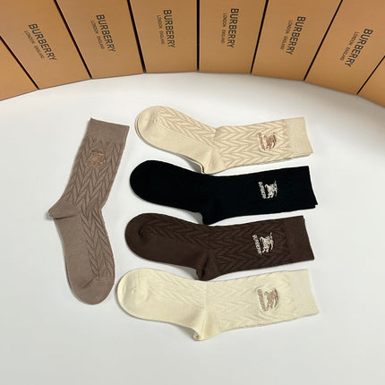 BURBERRY 26S CREW SOCKS 282309 (1 BOX)