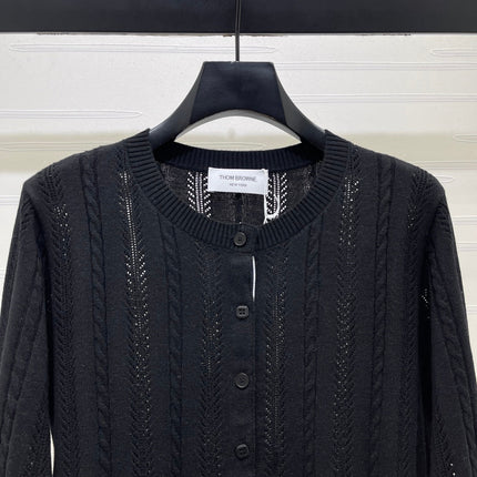 THOM 26S ROUND-NECK KNIT CARDIGAN 301