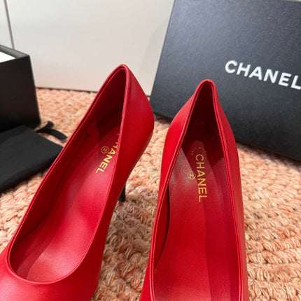 CHANEL 26S SQUARE TOE HIGH HEELS IN RED LAMBSKIN WITH BLACK TOE