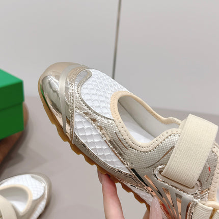 BOTTEGA VENETA 26S ORBIT FLASH MARY JANE IN BEIGE AND WHITE BREATHABLE MESH