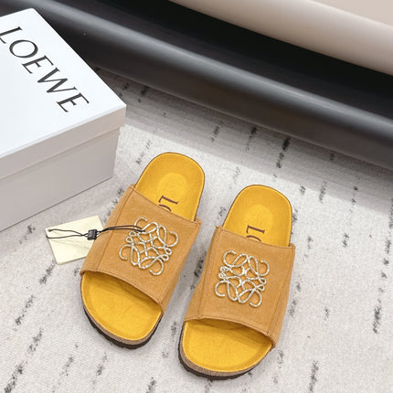 LOEWE 26S FLAT SANDALS IN GOLD YELLOW LOGO GOLD HARDWARE
