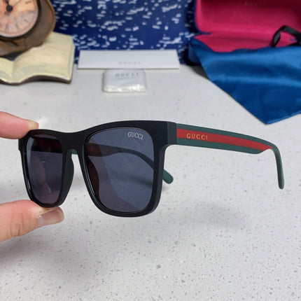GUCCI 26S SQUARE FRAME IN ACETATE 424644