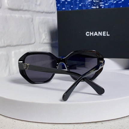 CHANEL 26S HEXAGONAL FRAME IN ACETATE 411755