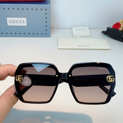 GUCCI 26S OVERSIZED SQUARE FRAME IN ACETATE 424516