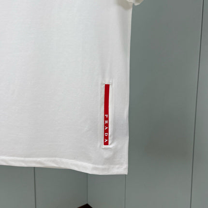PRADA 26S SHORT SLEEVED T-SHIRT 717