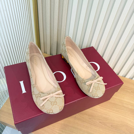 GUCCI 26S BALLET FLATS IN BEIGE GG CANVAS
