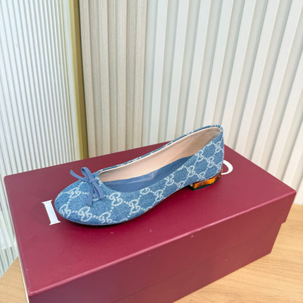 GUCCI 26S BALLET FLATS IN BLUE DENIM WITH GG LOGO PATTERN