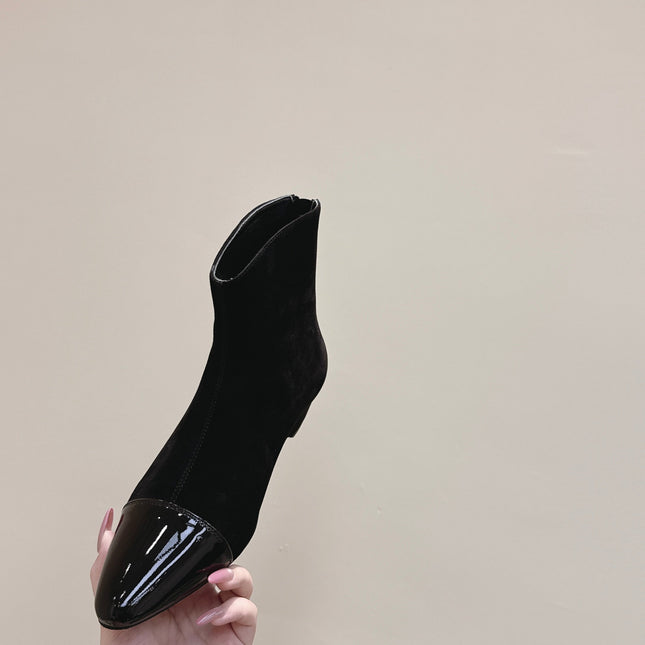 ALAIA 26S ANKLE BOOTS IN BLACK SUEDE AND GLOSSY CALFSKIN