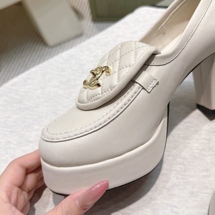 CHANEL 25S HIGH-HEELED MOCCASINS 80MM IN WHITE CALFSKIN GOLD HARDWARE