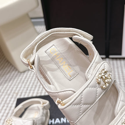 CHANEL 26S QUILTED DAD SANDALS IN CREAM WHITE CALFSKIN