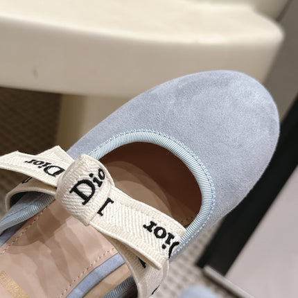 DIOR 26S CLOSED-TOE LOW-HEEL MULE IN LIGHT BLUE SUEDE WITH BOW