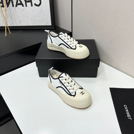 CHANEL 26S PLATFORM SNEAKERS IN WHITE CALFSKIN