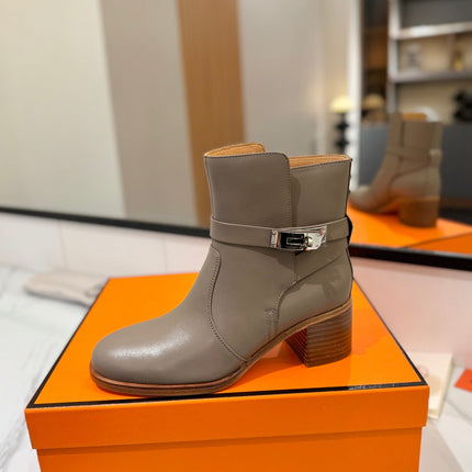 HM 26S ANKLE BOOTS 55 MM IN GREYISH BEIGE CALFSKIN