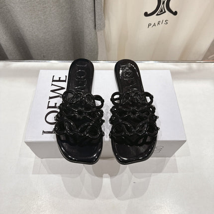 LOEWE 26S PETAL ANAGRAM SLIDE IN BLACK PATENT CALFSKIN