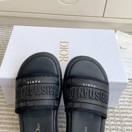 DIOR 26S DWAY SLIDES IN BLACK RUBBER SOLE