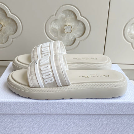 DIOR 26S DWAY SLIDES IN WHITE RUBBER SOLE