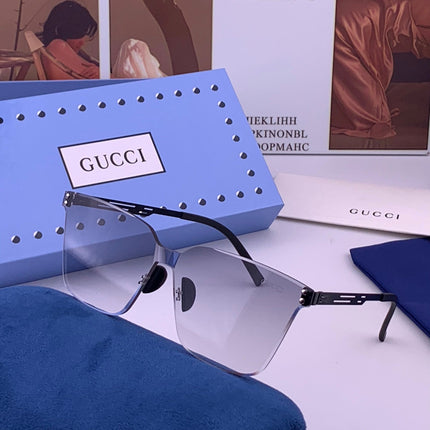 GUCCI 26S SQUARE FRAME IN METAL 422542
