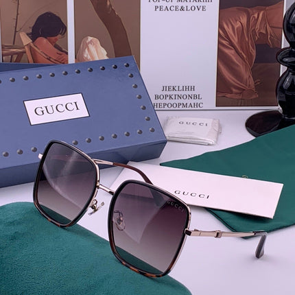 GUCCI 26S SQUARE FRAME IN ACETATE 426561