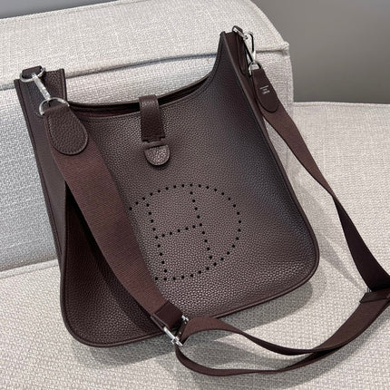 HM 26S EVELYNE BAG 29CM IN BROWN CALFSKIN