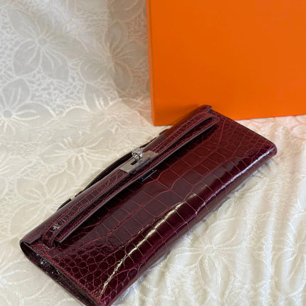 KELLY CUT 31 IN SANGRIA PURPLE SHINNY ALLIGATOR LEATHER WITH SILVER HARDWARE