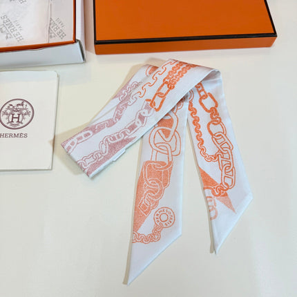 HERMES 26S TWILLY SCARF 86 IN SILK 492626