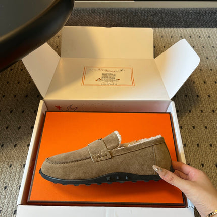 HM 26S DESTIN LOAFERS IN GREYISH BEIGE SUEDE