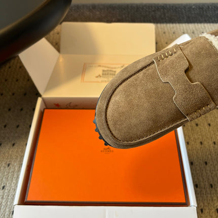 HM 26S DESTIN LOAFERS IN GREYISH BEIGE SUEDE