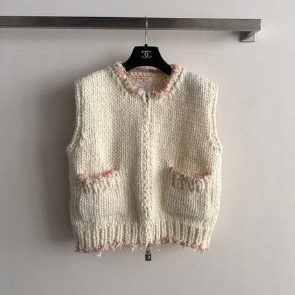 CHANEL 26S KNIT ZIP-UP VEST 1685