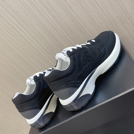 CHANEL 26S SNEAKER 35 MM IN BLACK MESH AND CALFSKIN LOW TOP