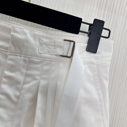 CHLOE 26S PLEATED SHORTS STYLE 124