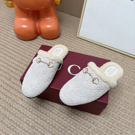 GUCCI 26S SHEARLING-LINED MULES IN OFF WHITE SUEDE