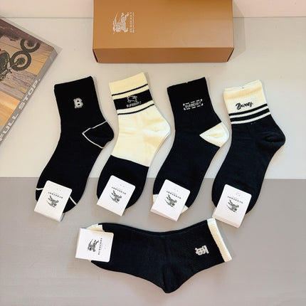 BURBERRY 26S ANKLE SOCKS 421049 (1 BOX)