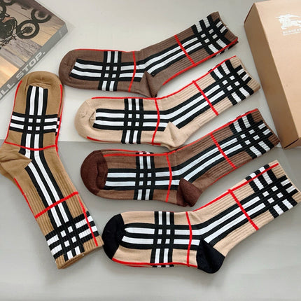 BURBERRY 26S CREW SOCKS 408690 (1 BOX)