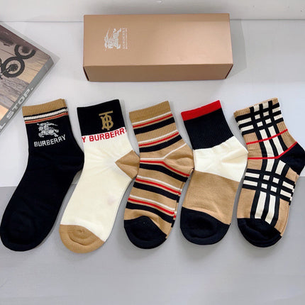 BURBERRY 26S ANKLE SOCKS 385546 (1 BOX)