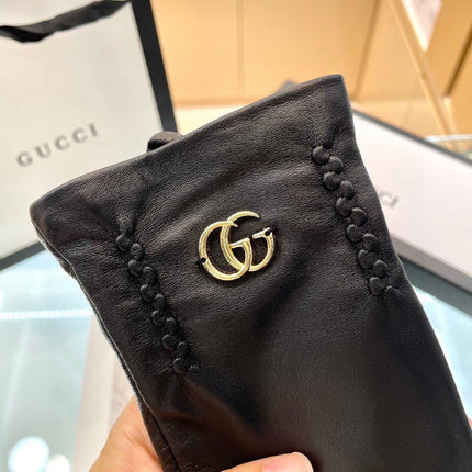 GLOVES IN BLACK LAMBSKIN AND FLEECE LINING 441830