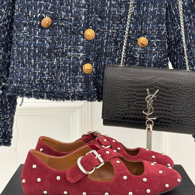 CROSSED STRAP BALLET FLATS IN BERRY RED SUEDE