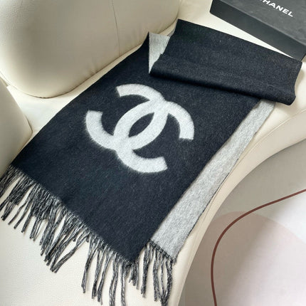 CHANEL 26S SCARF 200 IN CASHMERE 509404
