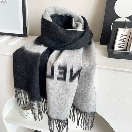 CHANEL 26S SCARF 200 IN CASHMERE 509404