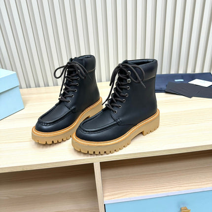 PRADA 25S LACE-UP ANKLE BOOTS IN BLACK CALFSKIN