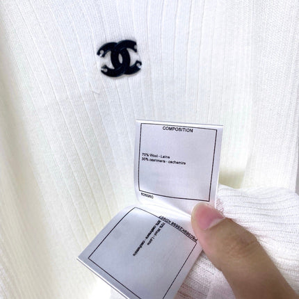 CHANEL 26S KNITTED SLEEVELESS TOP STYLE 1168