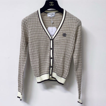 CHANEL 26S KNIT CARDIGAN 1672